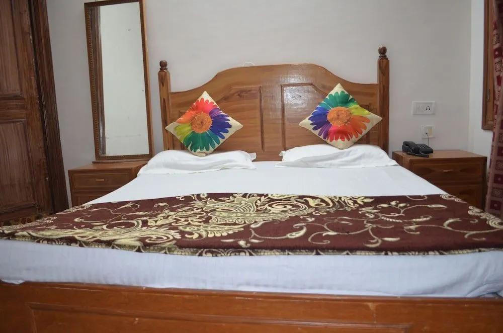 Hotel Centre Point Resorts Palampur