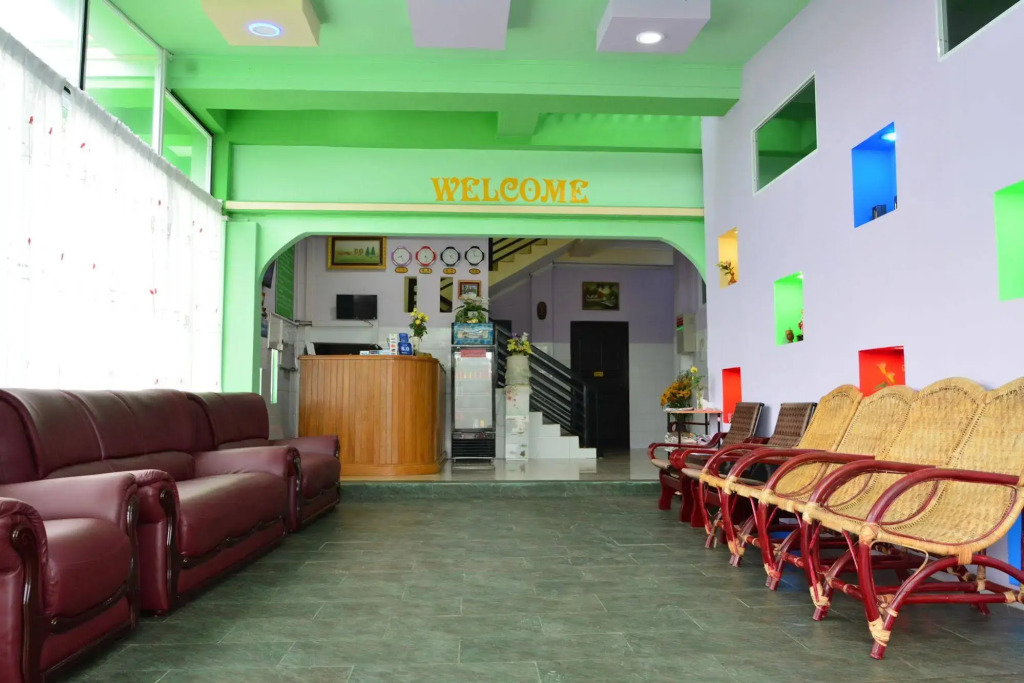 Hotel 99