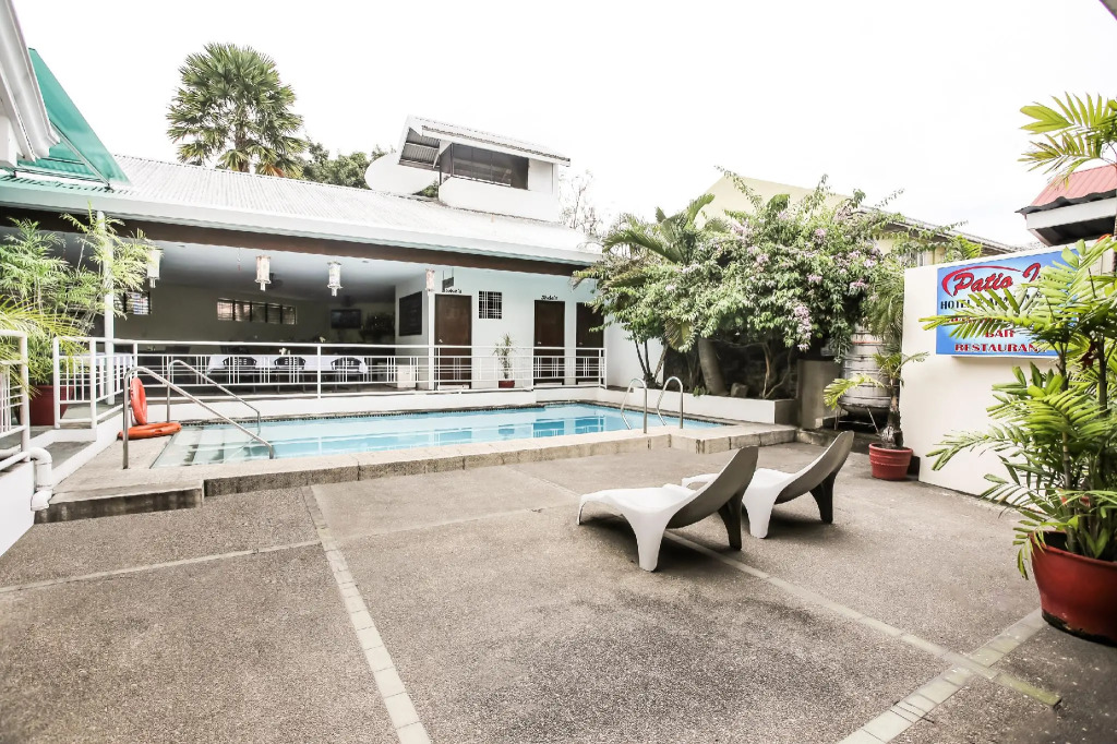 OYO 245 Patio Inn