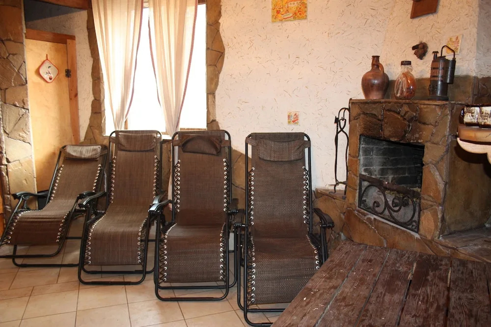Inn Khlibodarskiy