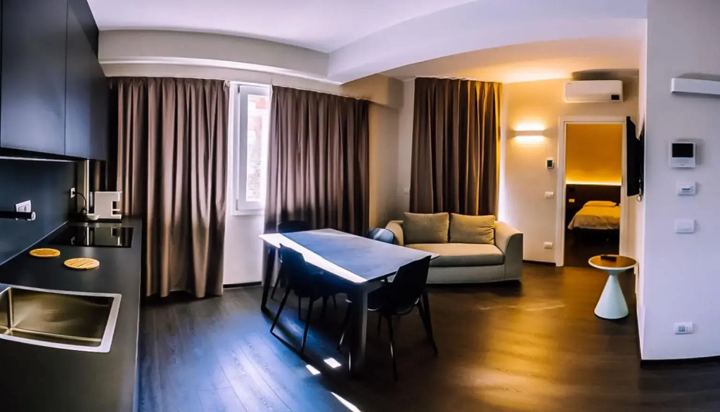 Venice Terminal Apartments & Suites