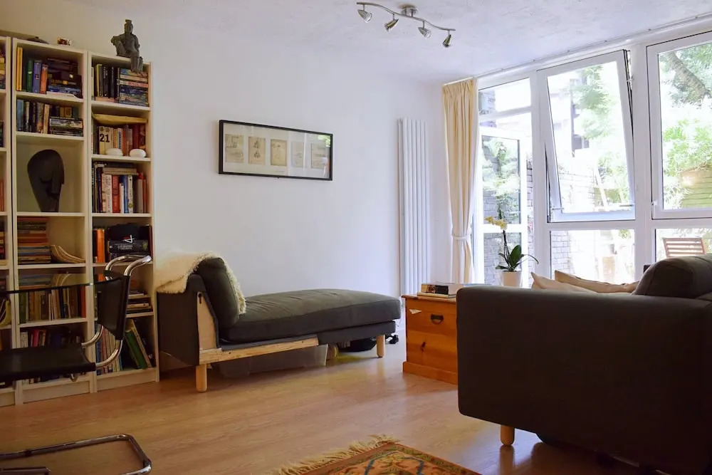 2 Bedroom Home in Angel