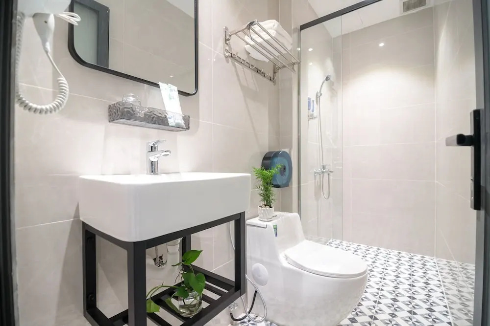 Bin Bin Hotel 16 Near Bui Vien Walking Street