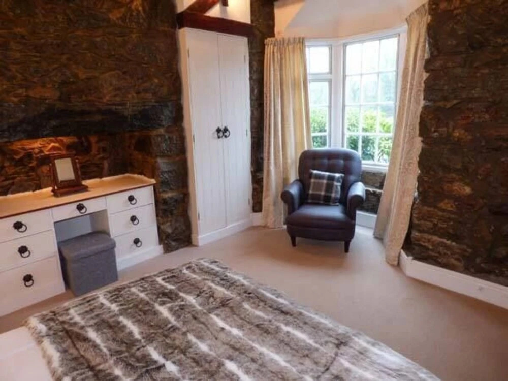Hunting Lodge