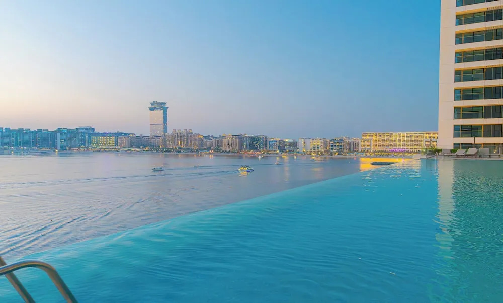 YOUR STAY APARTMENTS Luxury Beachfront Living