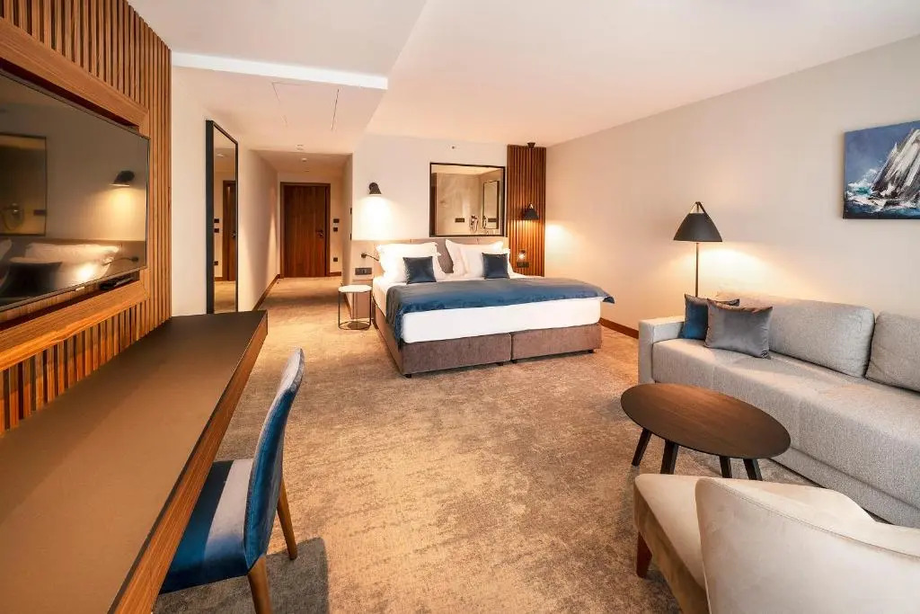 Luxury Hotel Riva