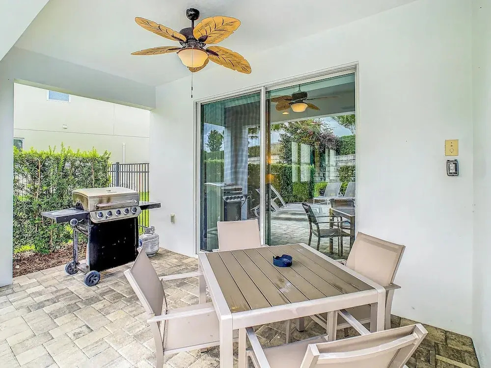 Retro Game Room Private Pool Home By Disney 7 Bedroom Home by RedAwning