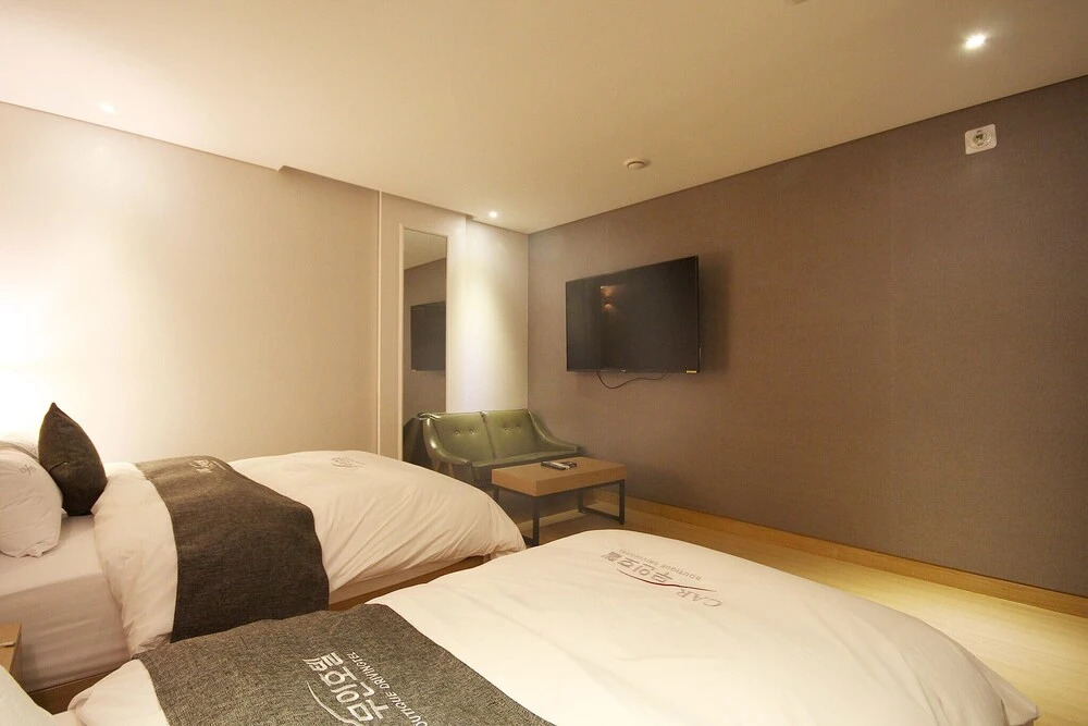 Gunsan CAR Self check-in Motel
