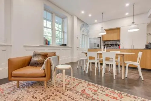Sydney history, with modern design and location