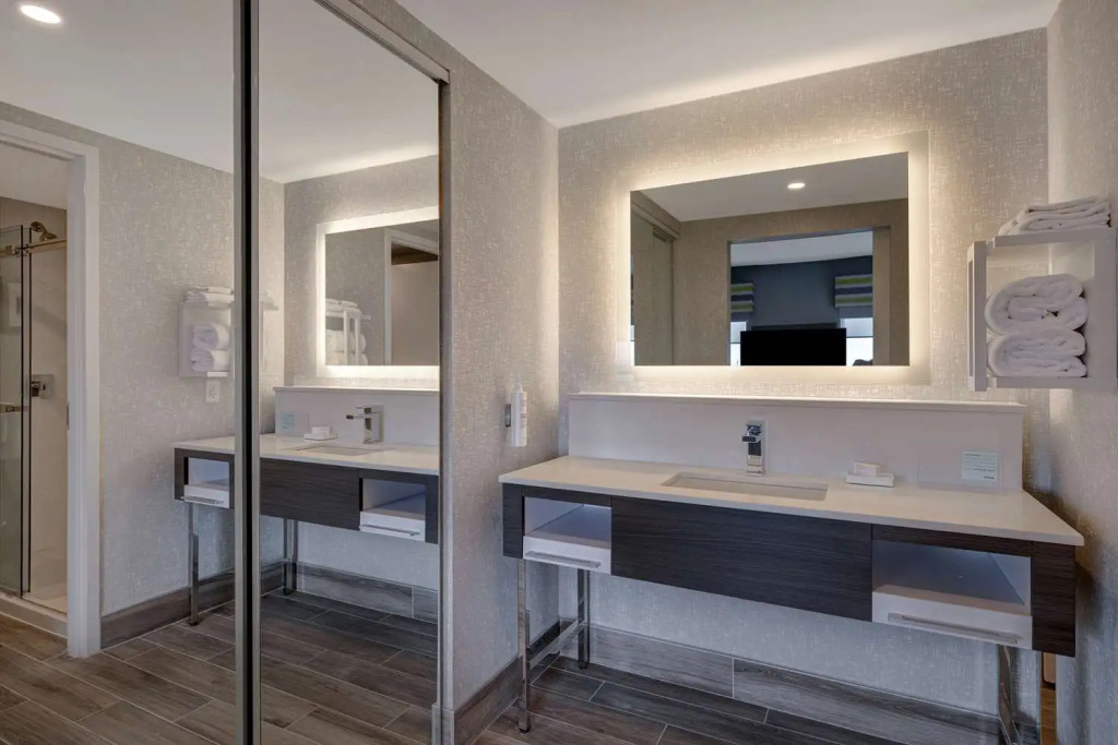 Hampton Inn & Suites by Hilton Burlington Toronto