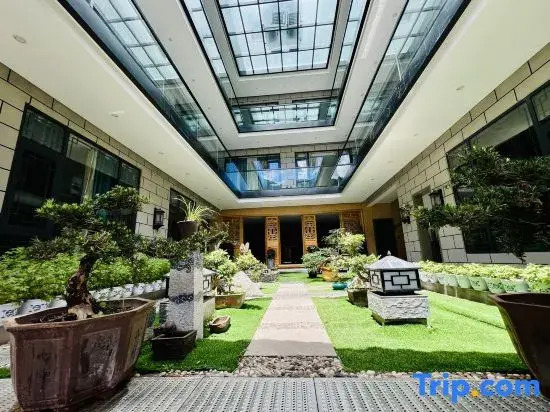 Jiuzhaigou Chenyi Courtyard Homestay
