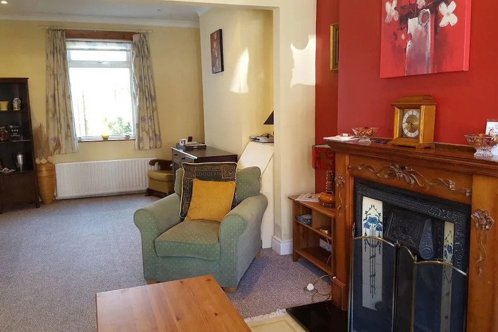Belfastbreaks - Modern 4 Bedroom Townhouse in South Belfast