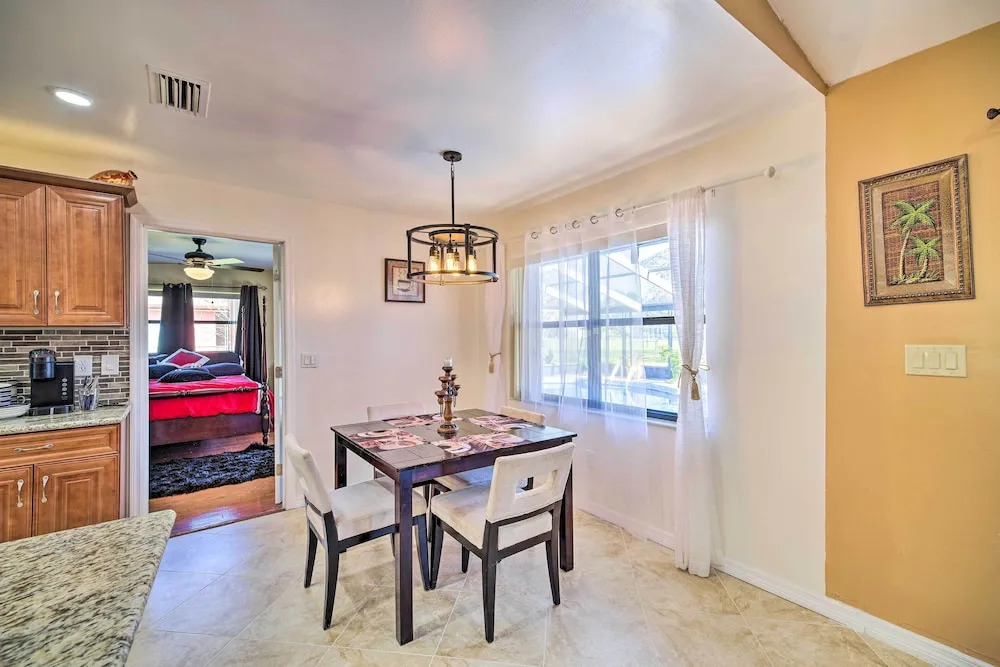 Lanai, Pool & Gas Grill: Sebring Retreat