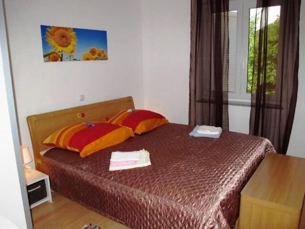Apartments Nada
