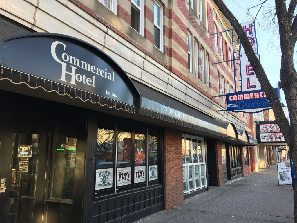 Commercial Hotel