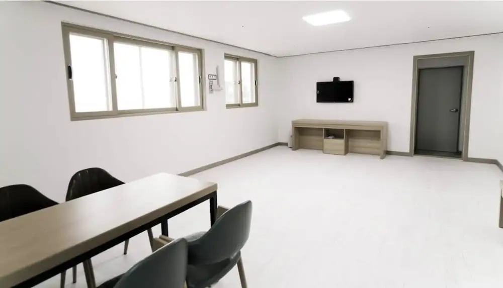Daecheon 323 Condo