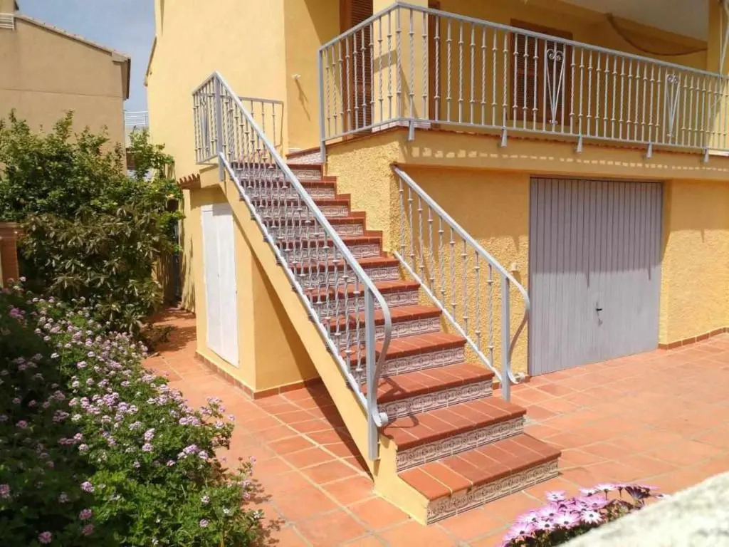 Casa a 85 metros playa 158m dorm WIFI AA