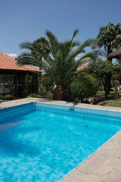AVANTI HOTEL & CONVENTION CENTER