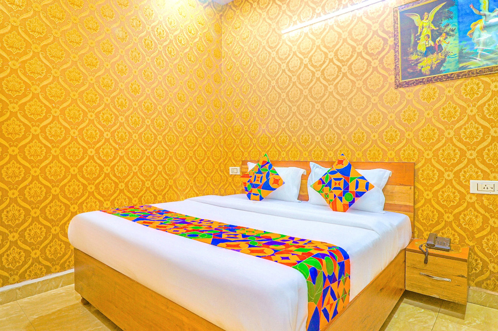 OYO 65542 Hotel Kd Inn