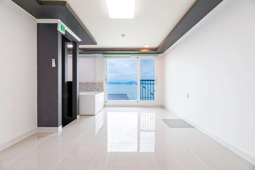 Namhae Modern Spa Pension