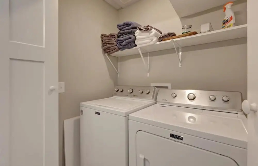 Fall Festivities - 4BR Home by IU Stadium Bloomington Bliss