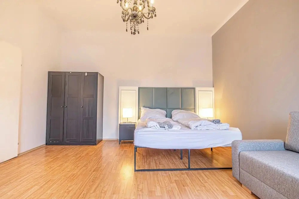 Cozy Apartment with Prater Access