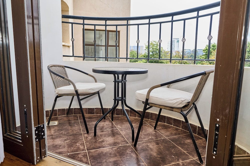 Sangara by Edmor Suites.