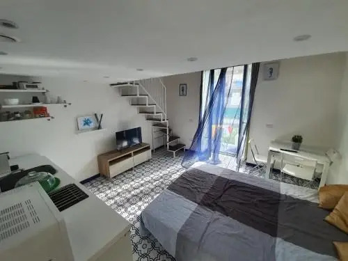 L & F Apartments