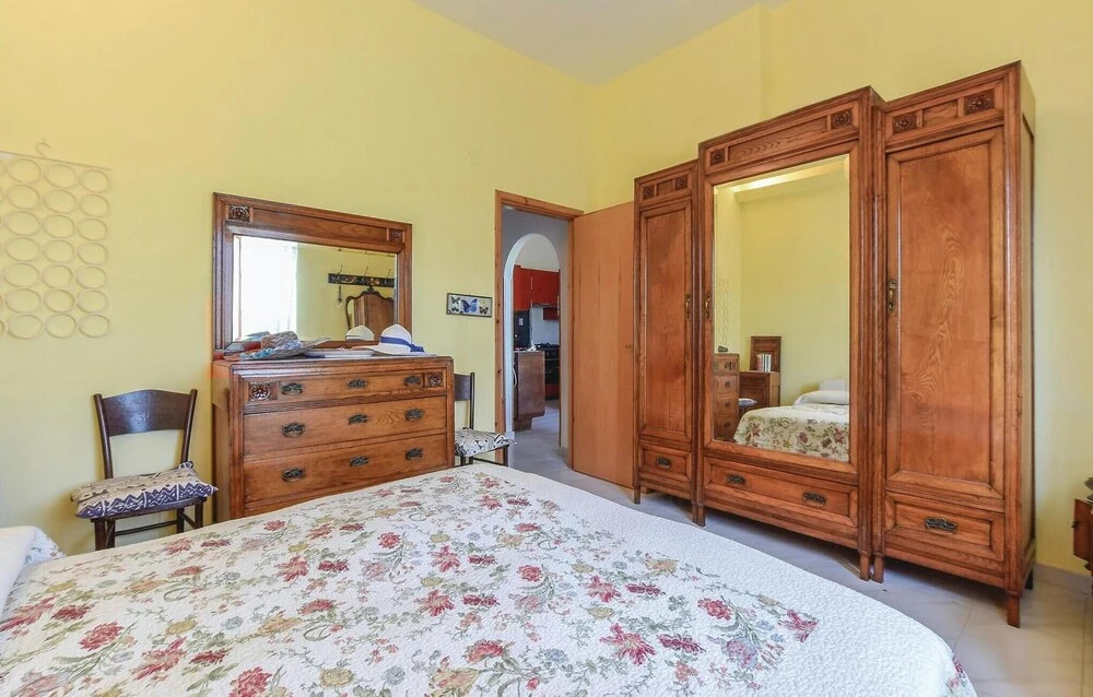 Amazing Apartment in Castellabate SA With 2 Bedrooms