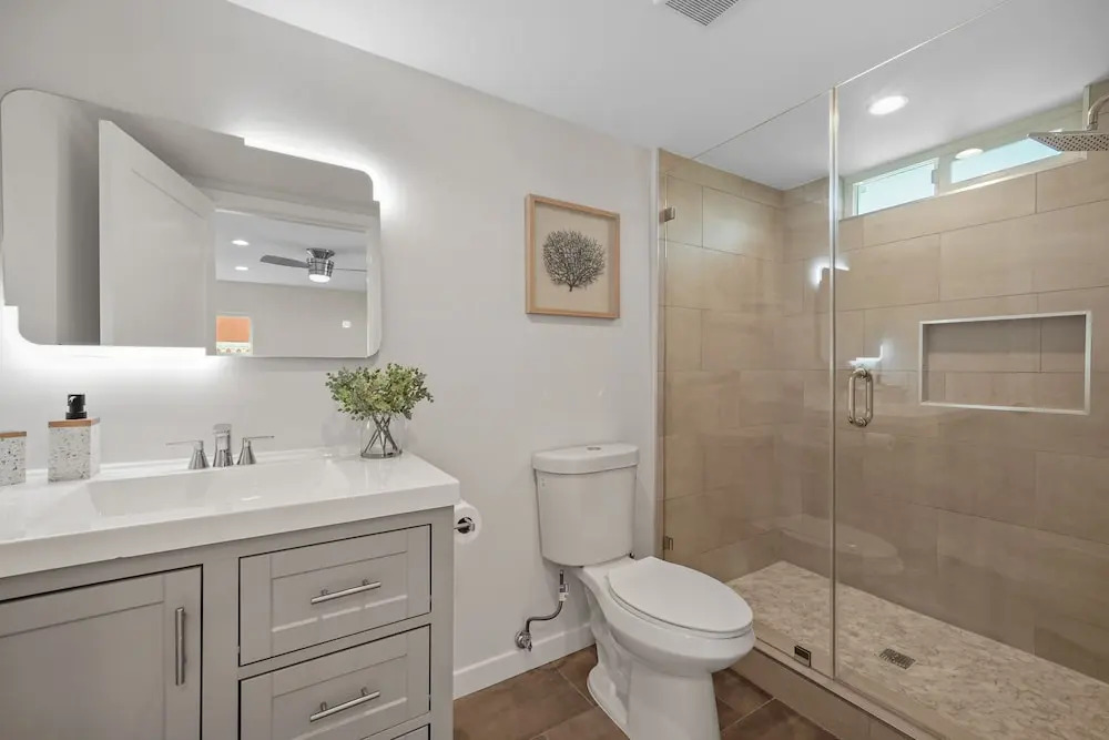 Completely Renovated Oasis on the Hill