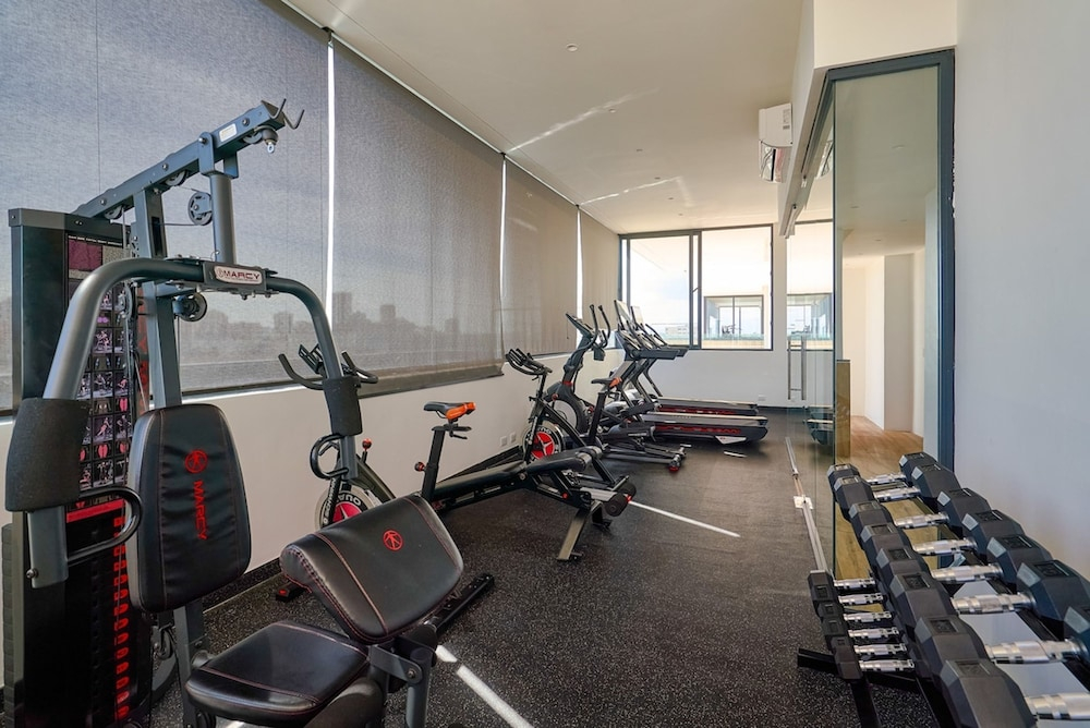 2BR The City Center Dtown Pool Gym Nearcecilip