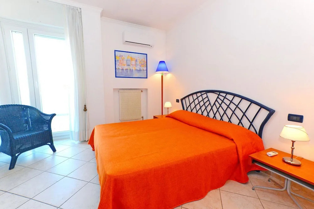 Lignano Top-floor Flat Near Center