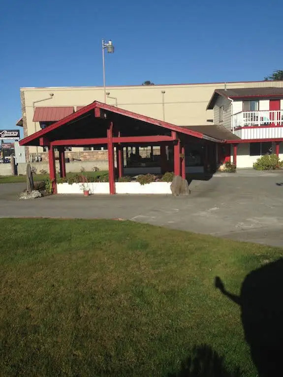 Lamplighter Motel