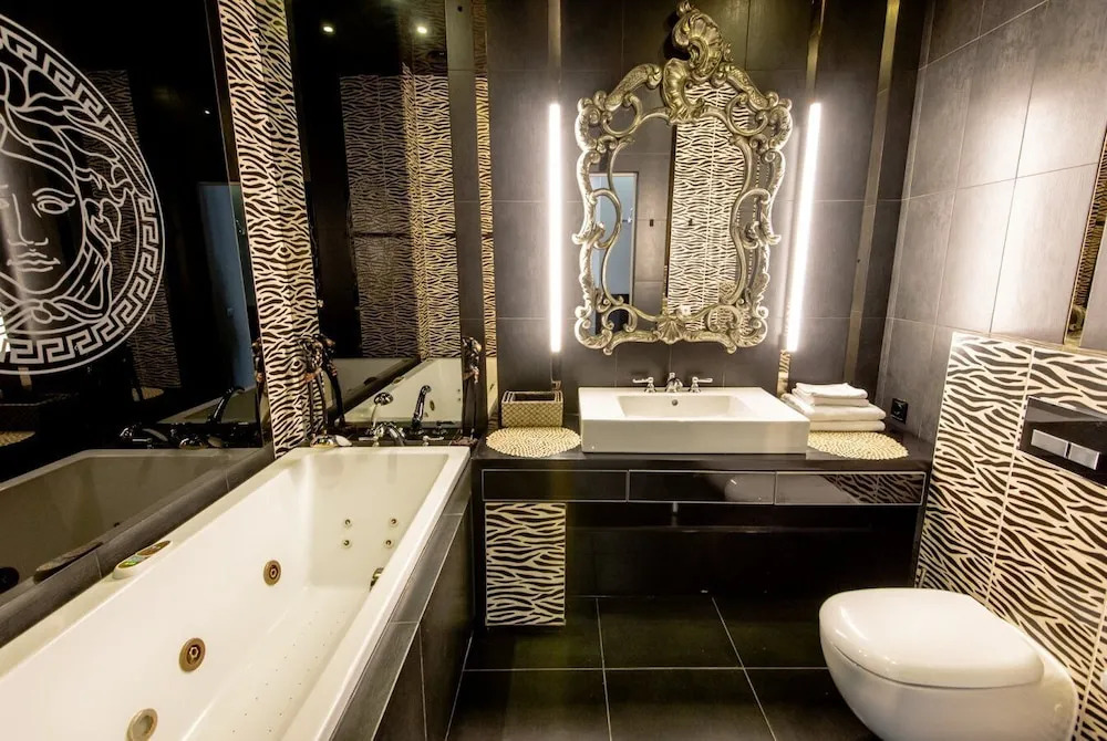 Super Apartamenty City Park with swimming pool and sauna