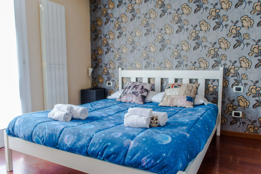 Shopping Deangeli Apartment - Hintown