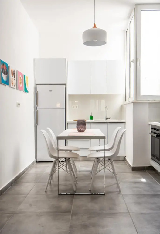 Travellers Hut apartment in Neos Kosmos