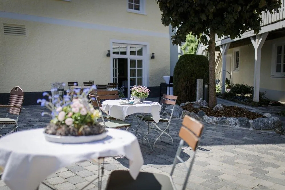 Gasthaus & Pension Mohren