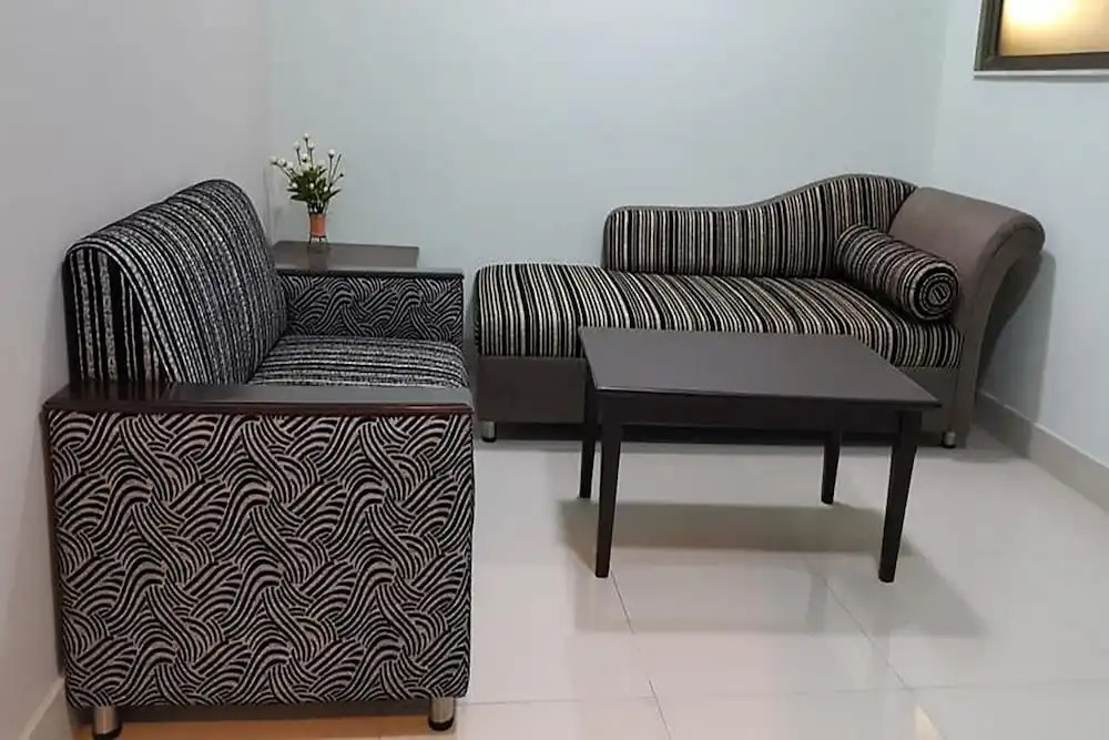 Darcys International Hotel