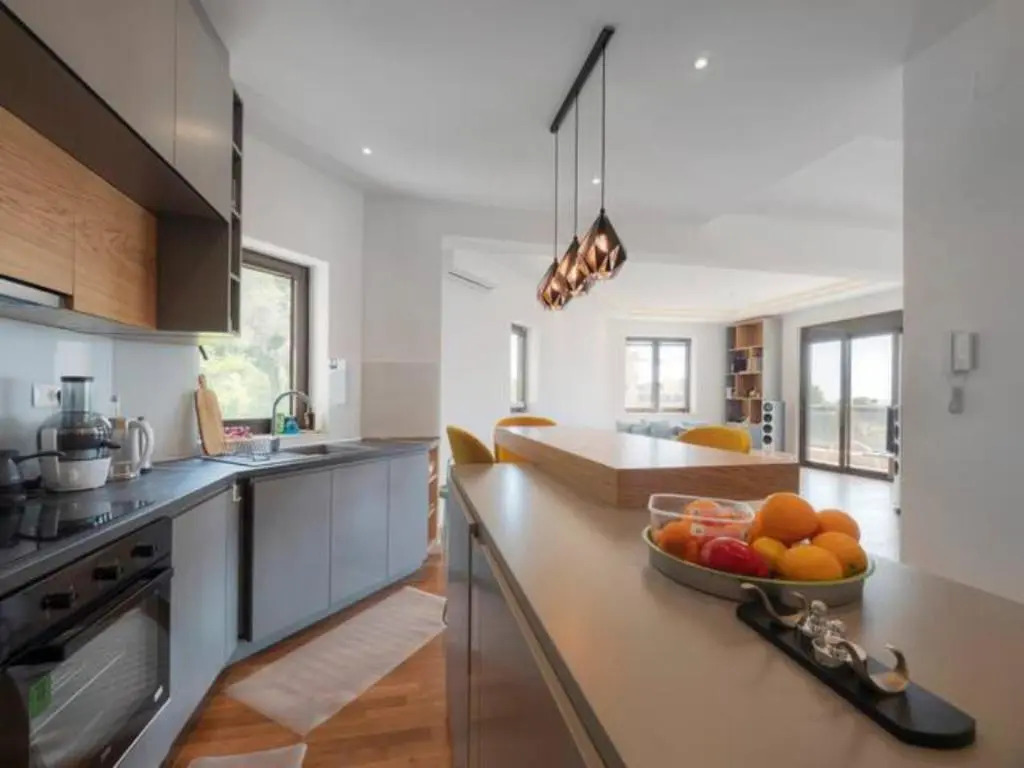 Regina's Residence-One Bedroom Apartment