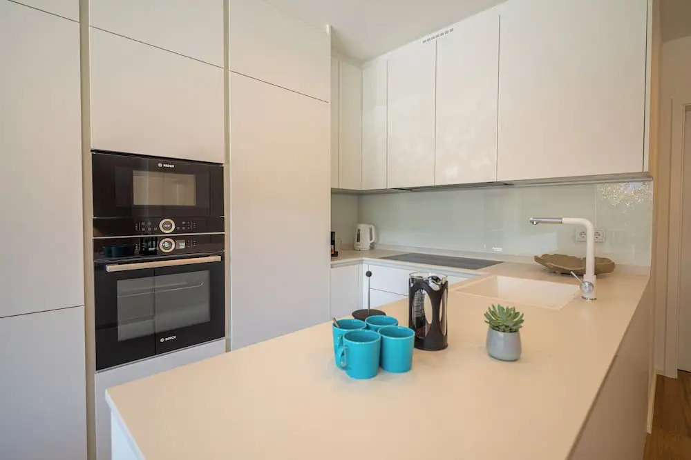 En Suite bedrooms at Reckenthal House by Rentaroo