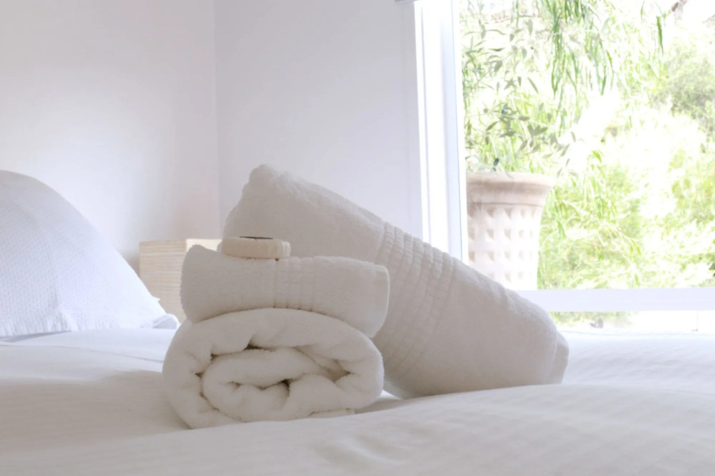 Capella Villa No. 4 - stunning luxury decor inside and out