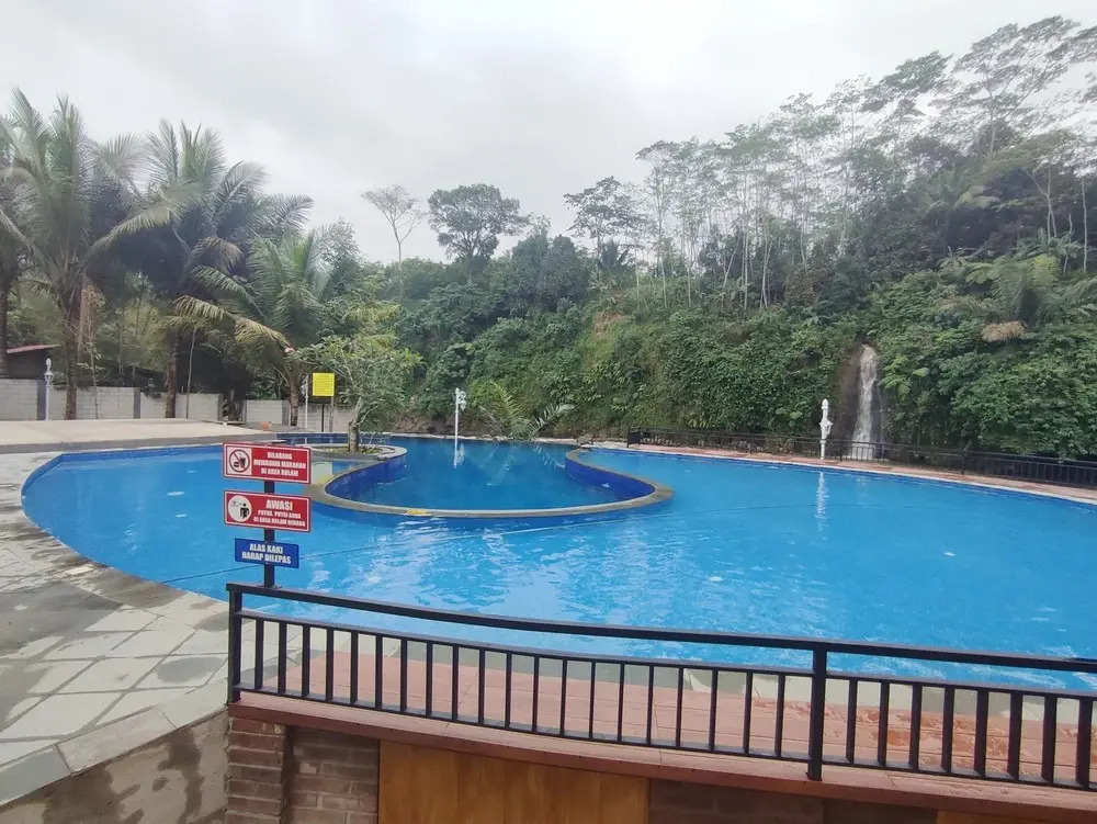Oemah Tahu Banjarnegara Resto and Resort Mitra RedDoorz