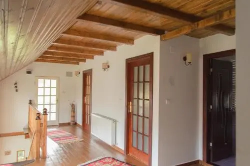 Rustic Argesean