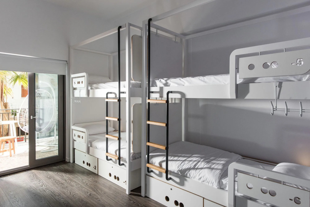 Cocoon City Hostel