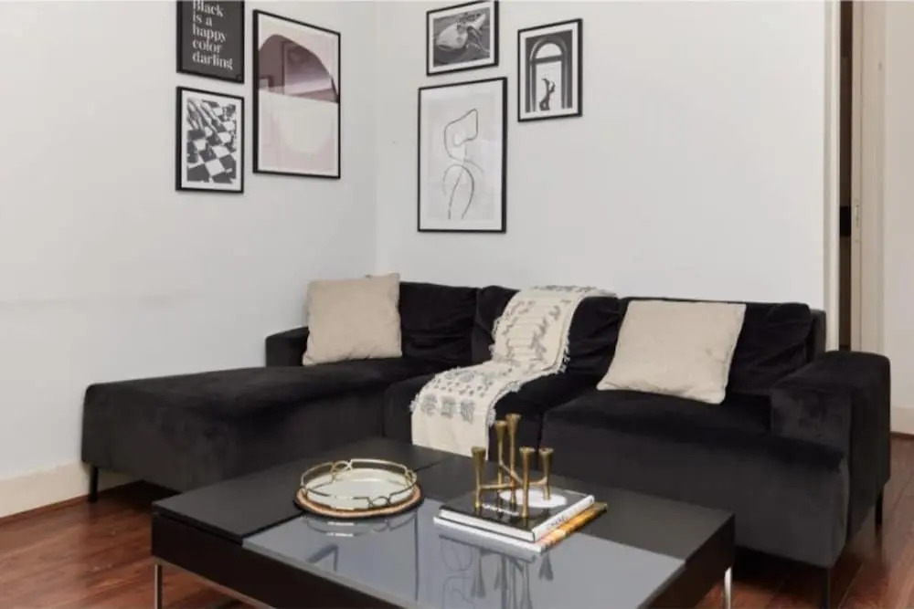 The Graham Park Hideout - Breathtaking 2BDR Flat with Balcony