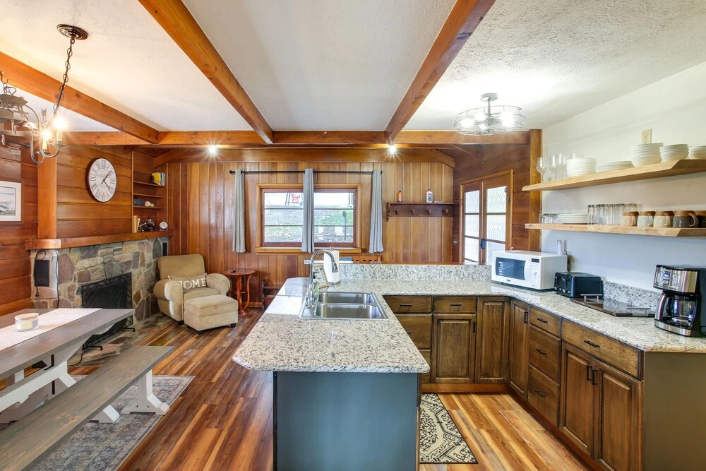 Harrison Getaway w/ Deck & Lake Views!