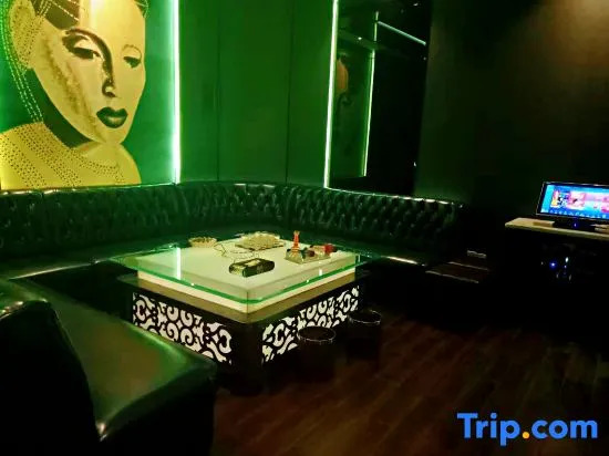 Xibian Hotel (Tai Shan Na Qin Peninsula Scenic Area Weijiaowan Branch)