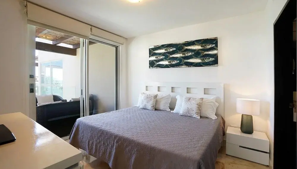Elements Penthouse 7 3 Bedroom Condo by RedAwning