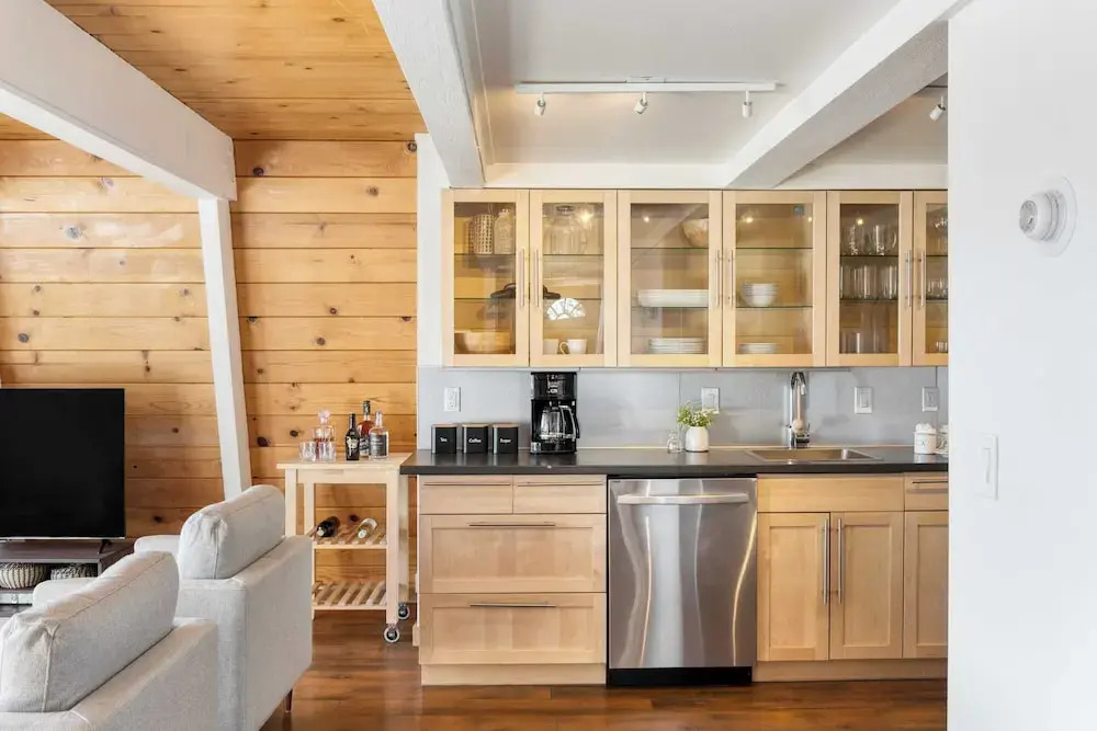 Chickaree Chickadee Buyout by AvantStay 2 Sister Cabins