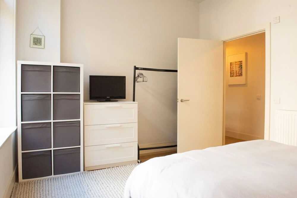 Modern 3 Bedroom Ground Floor Flat Near Finsbury Park